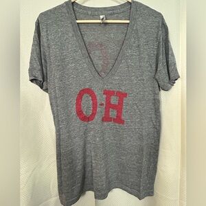 Gray V-Neck Ohio State Vintage Design T-Shirt with Red Print